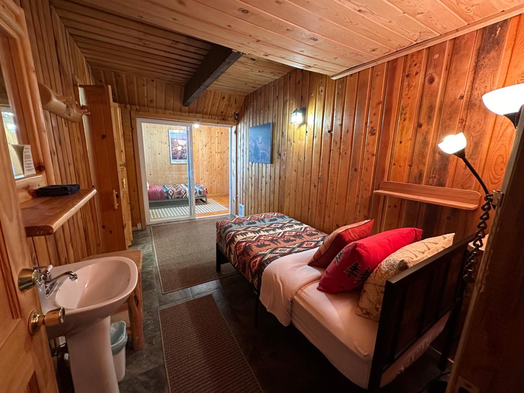 Mount Peale Country Inn La Sal ภายนอก รูปภาพ